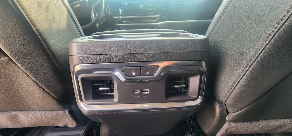 Used 2024 Chevrolet Silverado 3500 LTZ w/ LTZ Premium Package AWD/4WD image 20