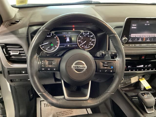 Used 2021 Nissan Rogue SV w/ Premium Package image 10