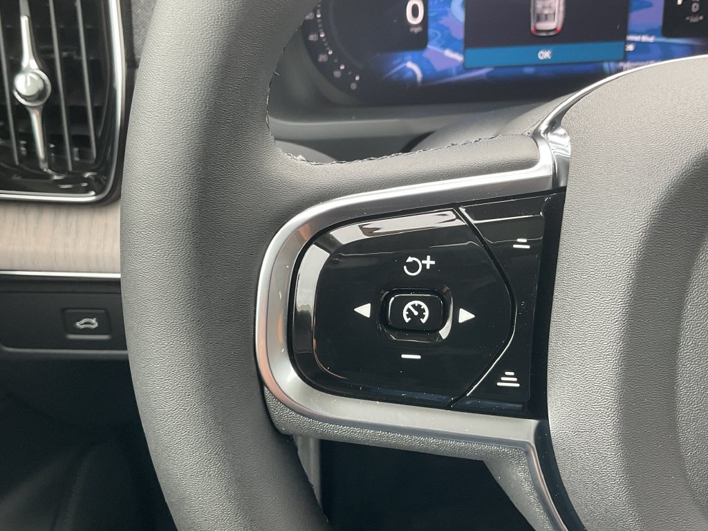 New 2027 Volvo XC90 B6 Ultra AWD/4WD image 23