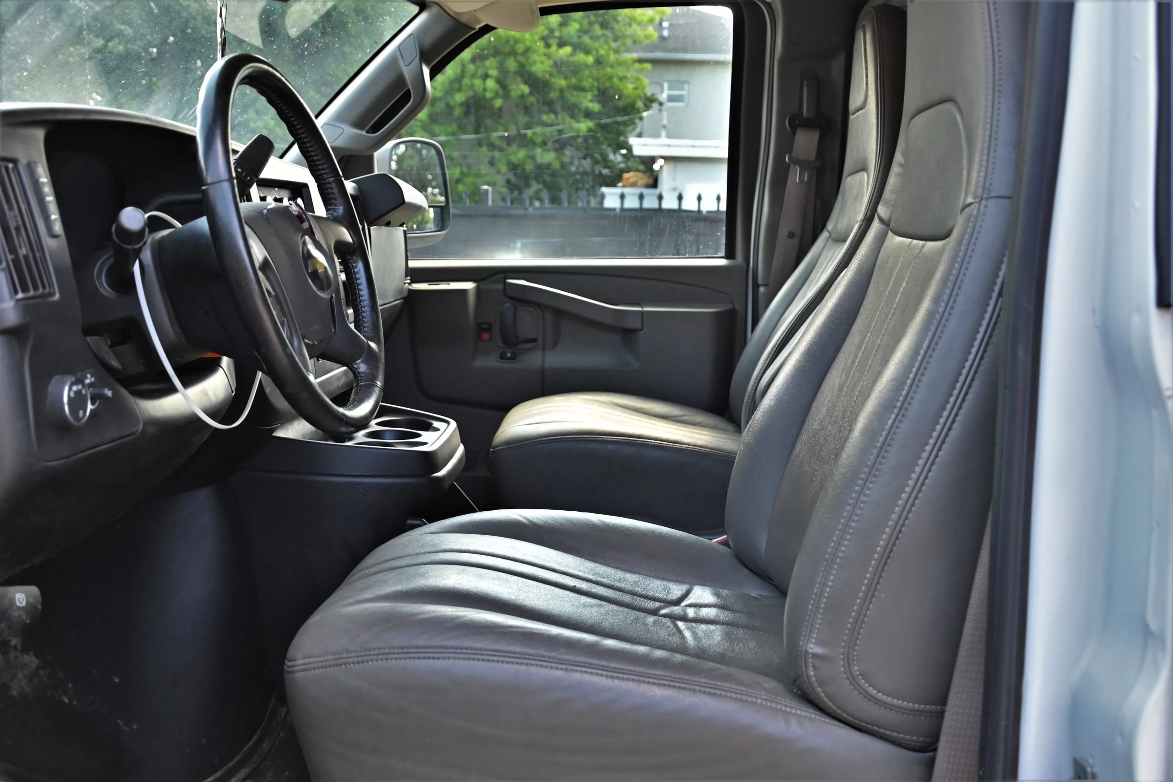 Used 2023 Chevrolet Express 2500 w/ Driver Convenience Package RWD image 11
