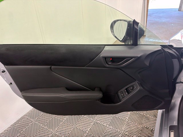 Used 2025 Toyota GR86 Premium w/ Performance Package RWD image 13