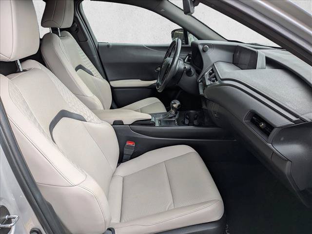 Used 2019 Lexus UX 200 w/ Premium Package FWD image 19