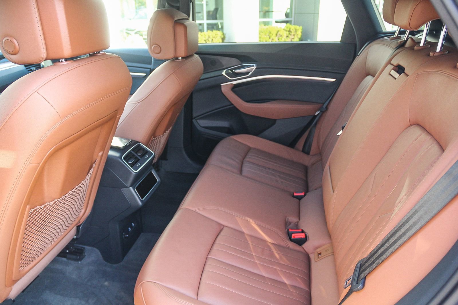 Certified 2022 Audi e-tron Premium w/ Convenience Plus Package image 19