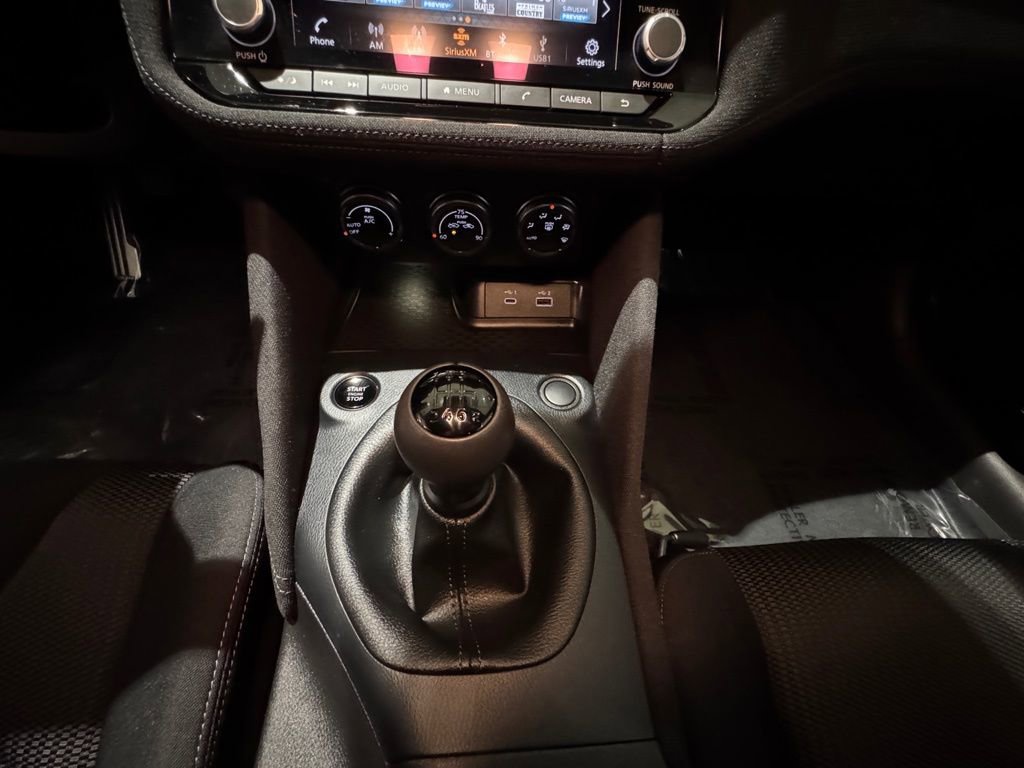 Certified 2024 Nissan Z Sport w/ Floor Mat Package image 40