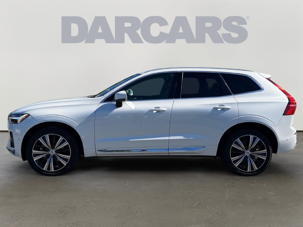 Used 2023 Volvo XC60 B5 Plus AWD/4WD image 4