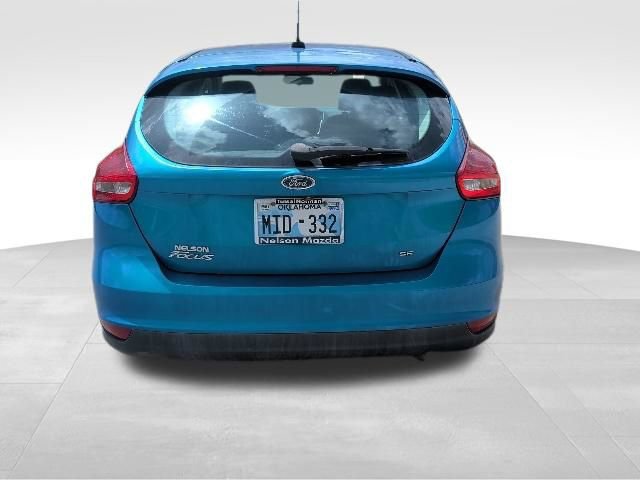 Used 2015 Ford Focus SE w/ Equipment Group 201A FWD image 4