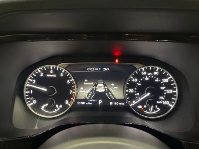 Used 2025 Nissan Pathfinder SV image 18