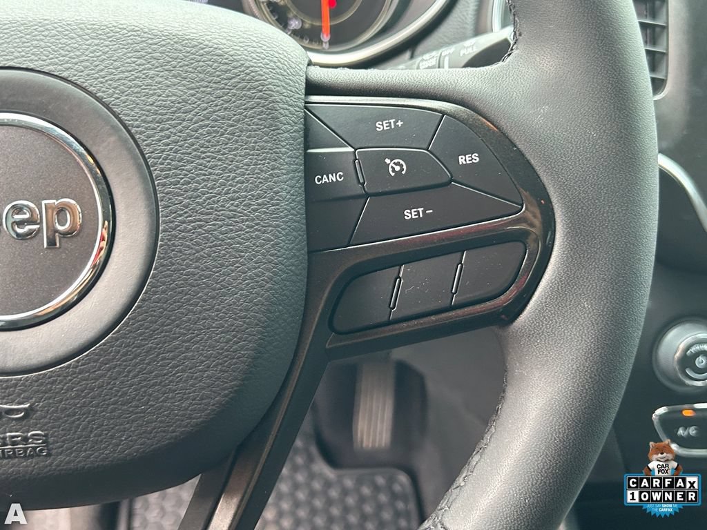Used 2022 Jeep Cherokee Trailhawk AWD/4WD image 25