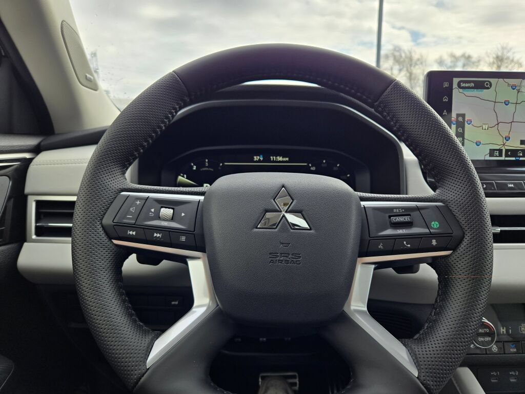 New 2026 Mitsubishi Outlander SEL AWD/4WD image 33
