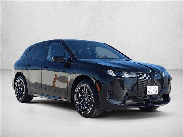 Used 2026 BMW iX xDrive60 w/ M Sport Package AWD/4WD image 3