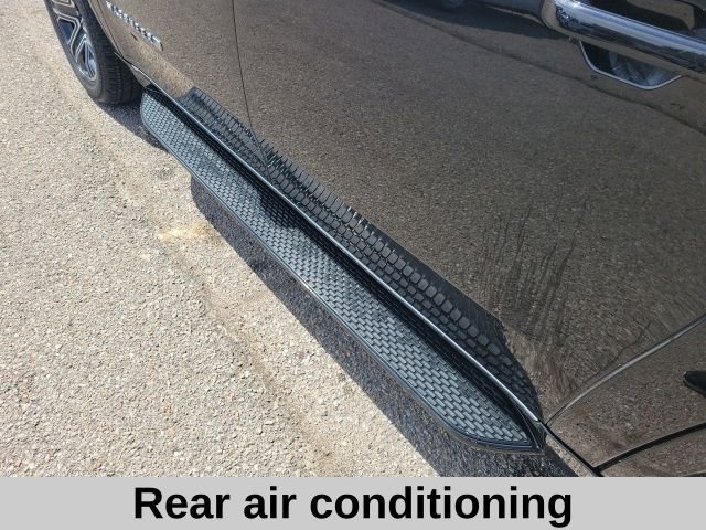 Used 2024 Jeep Wagoneer L Series II w/ Flexible Seating Group image 6