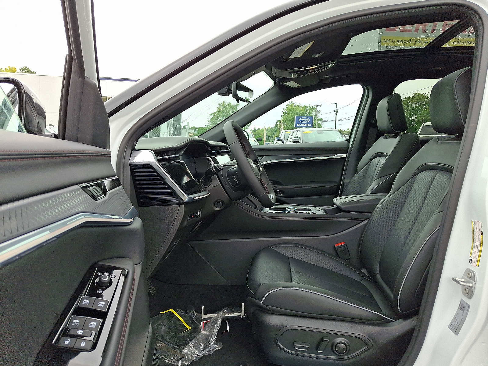 New 2025 Jeep Wagoneer S Limited w/ Comfort Package image 9