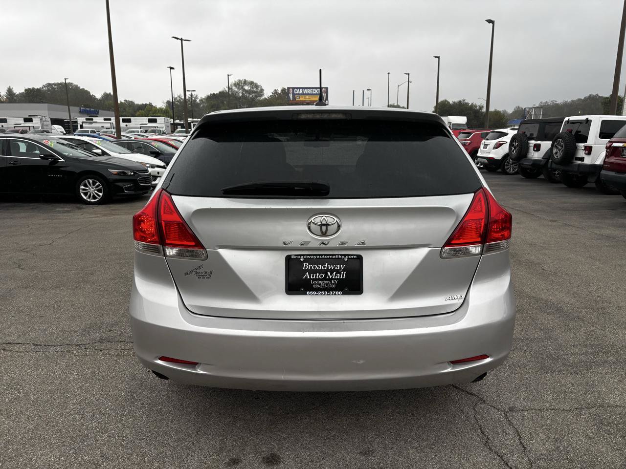 Used 2011 Toyota Venza AWD w/ Convenience Pkg image 4