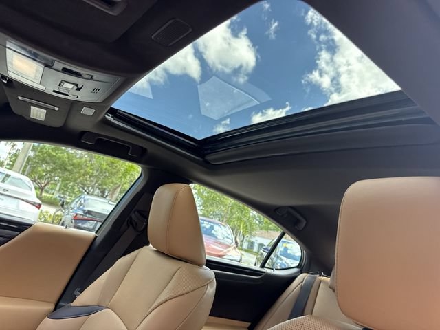 Certified 2021 Lexus ES 350 w/ Premium Package FWD image 22