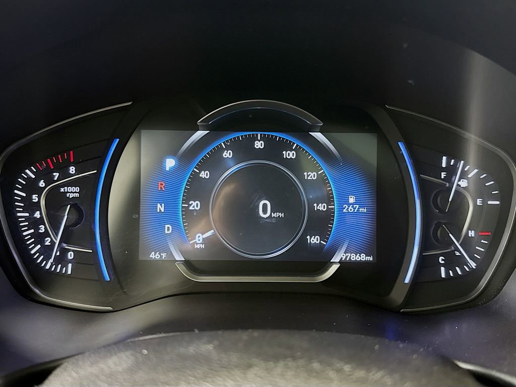 Used 2019 Hyundai Santa Fe AWD image 12