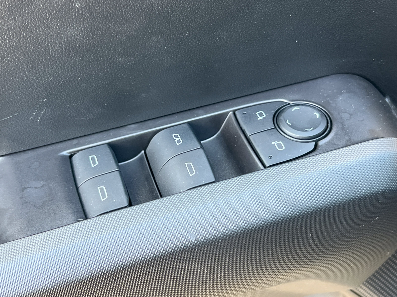 Used 2024 Chevrolet Colorado Trail Boss w/ Advanced Trailering Package AWD/4WD image 19