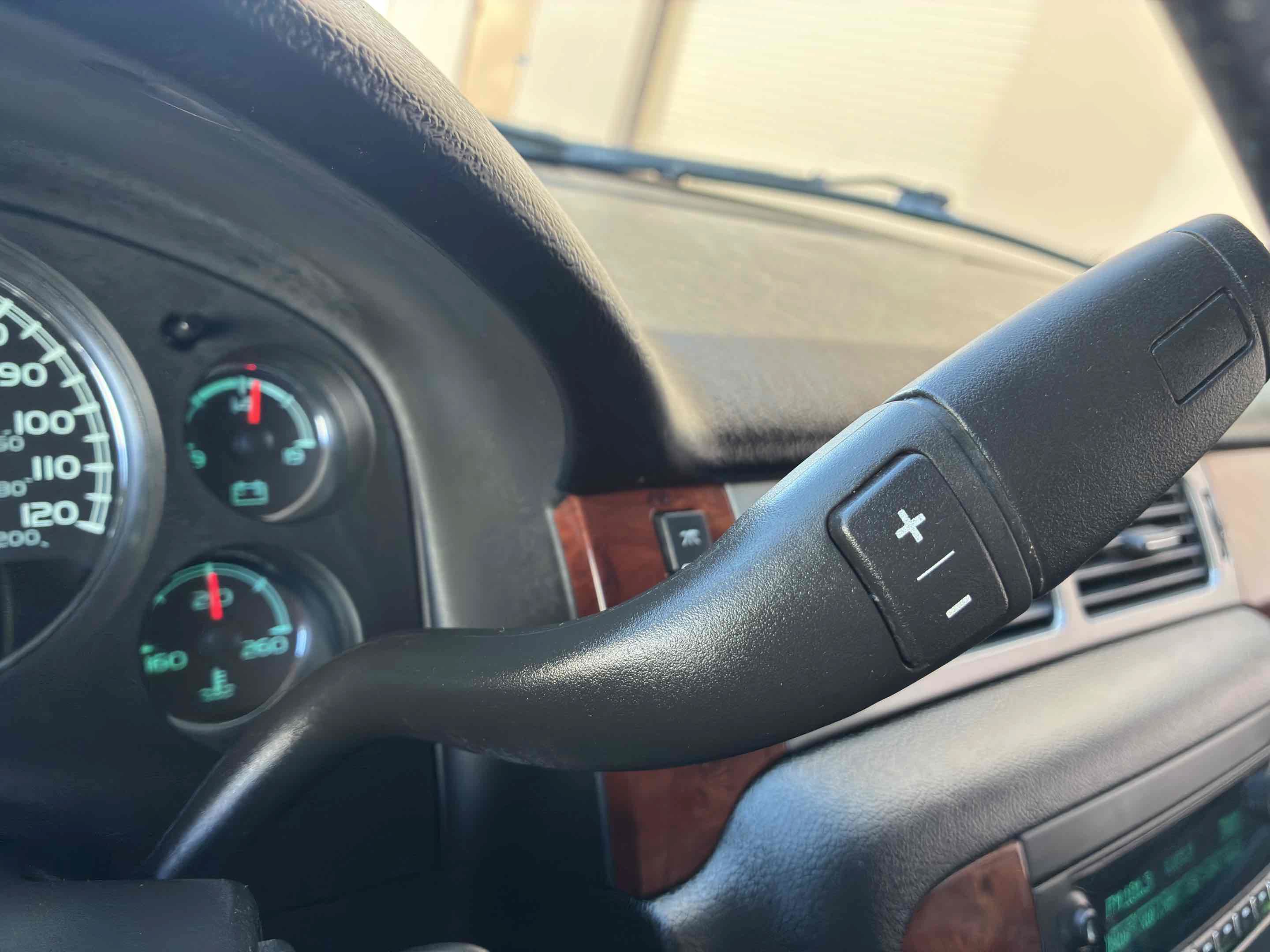 Used 2012 Chevrolet Tahoe LT AWD/4WD image 23