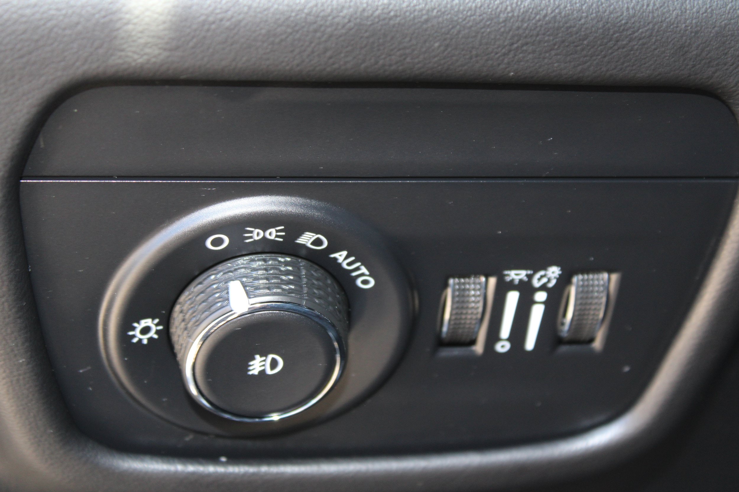 New 2025 Jeep Grand Cherokee Summit AWD/4WD image 14