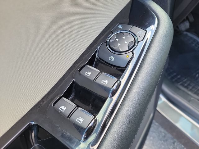 Used 2019 Ford Edge SEL AWD/4WD image 11