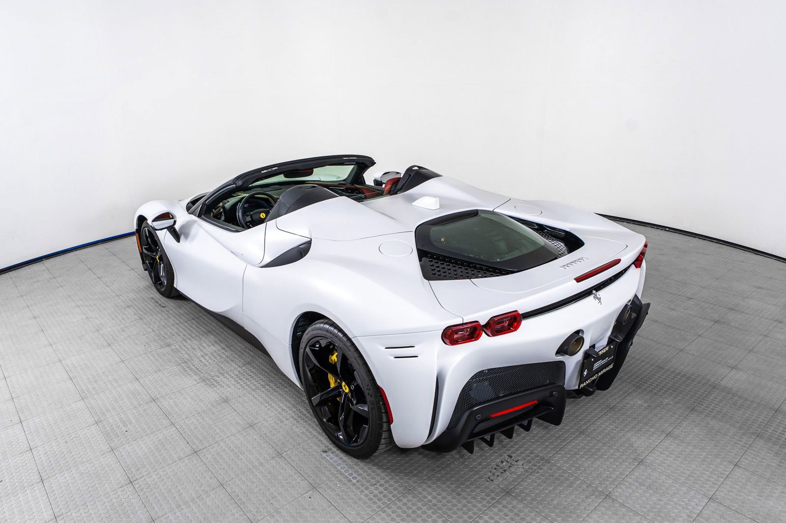 Certified 2024 Ferrari SF90 Spider AWD/4WD image 5