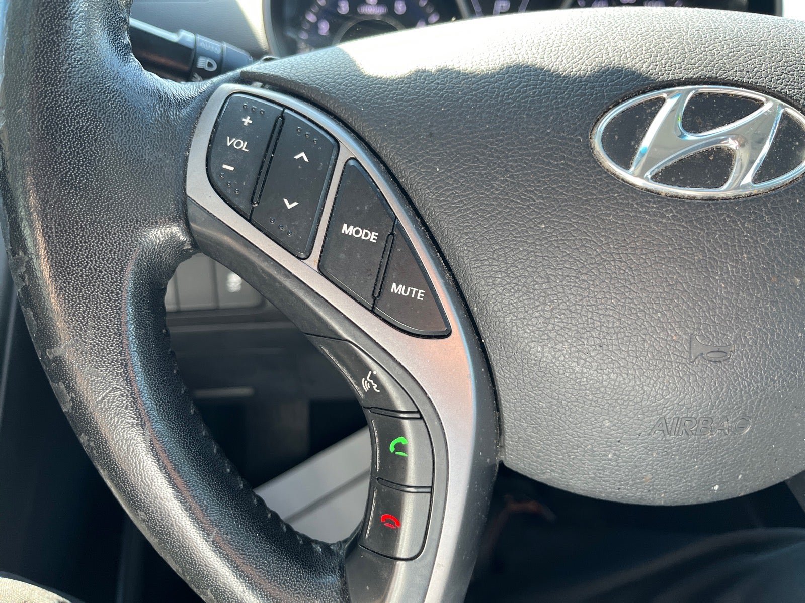 Used 2013 Hyundai Elantra Limited w/ Technology Pkg FWD image 20