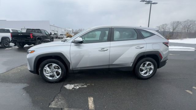 Used 2023 Hyundai Tucson SE image 5