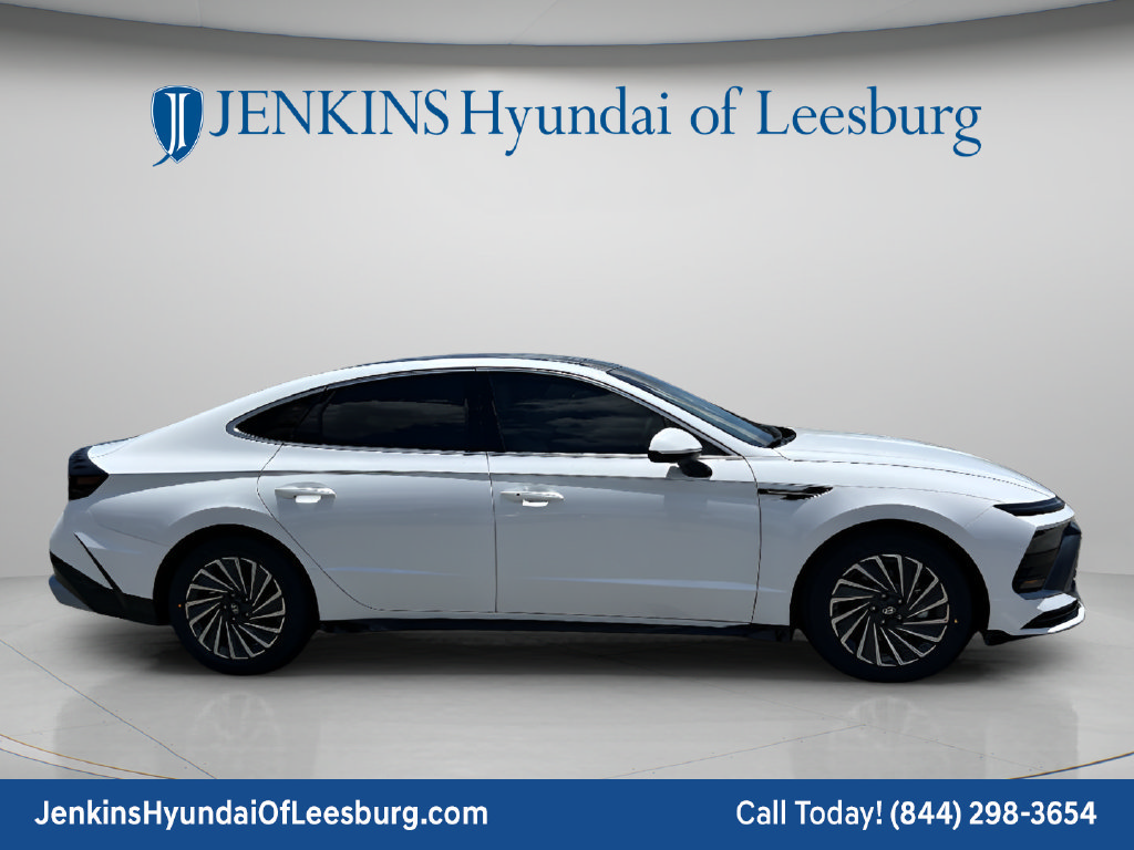 New 2026 Hyundai Sonata Blue FWD image 3