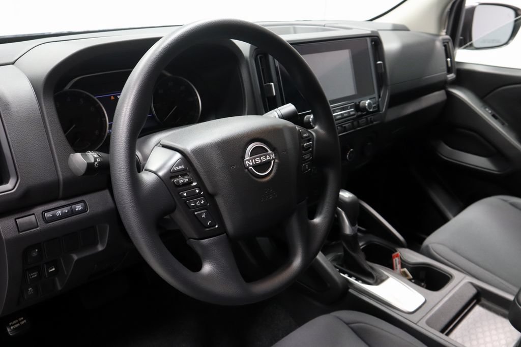 Certified 2025 Nissan Frontier S AWD/4WD image 23