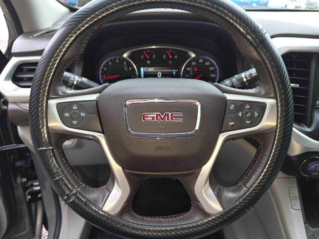 Used 2019 GMC Acadia SLT AWD/4WD image 15
