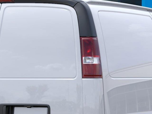 New 2026 Chevrolet Express 2500 w/ Driver Convenience Package RWD image 11