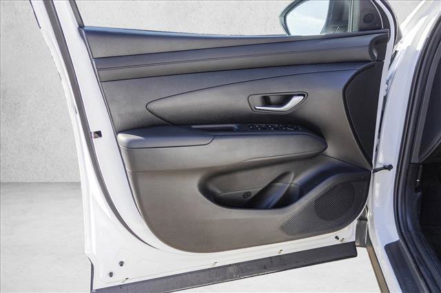 Certified 2025 Hyundai Tucson SEL image 12