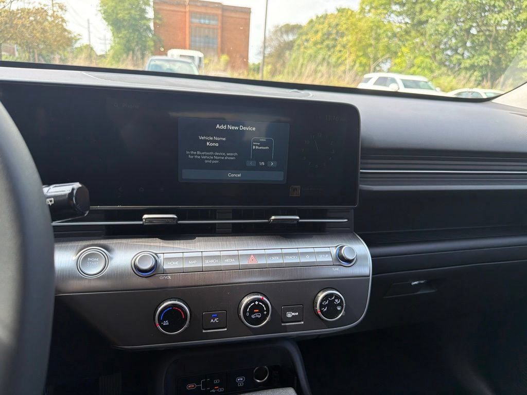 New 2027 Hyundai Kona SE AWD/4WD image 23