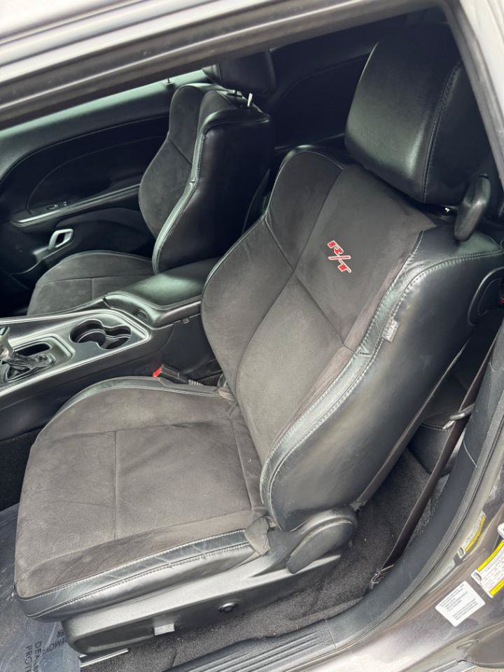 Used 2015 Dodge Challenger R/T Plus RWD image 12