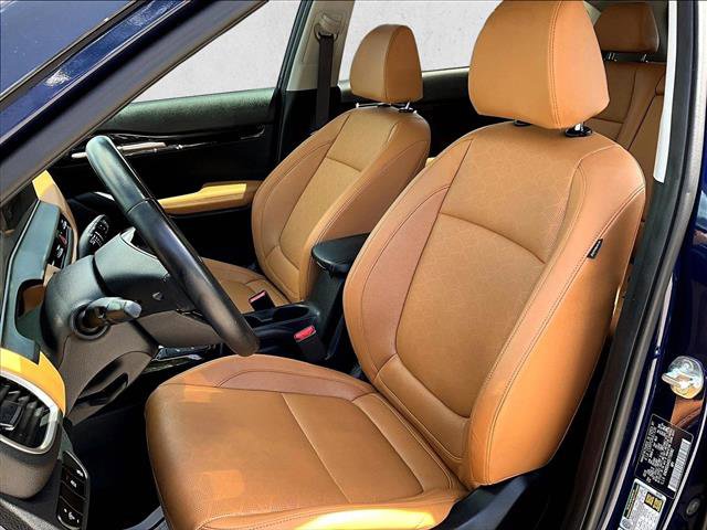 Used 2025 Kia Seltos EX w/ EX Sunroof Package FWD image 24