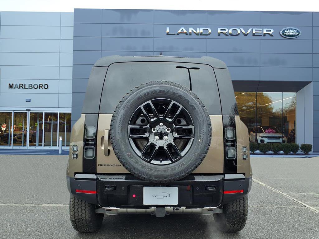 New 2026 Land Rover Defender 110 S AWD/4WD image 7