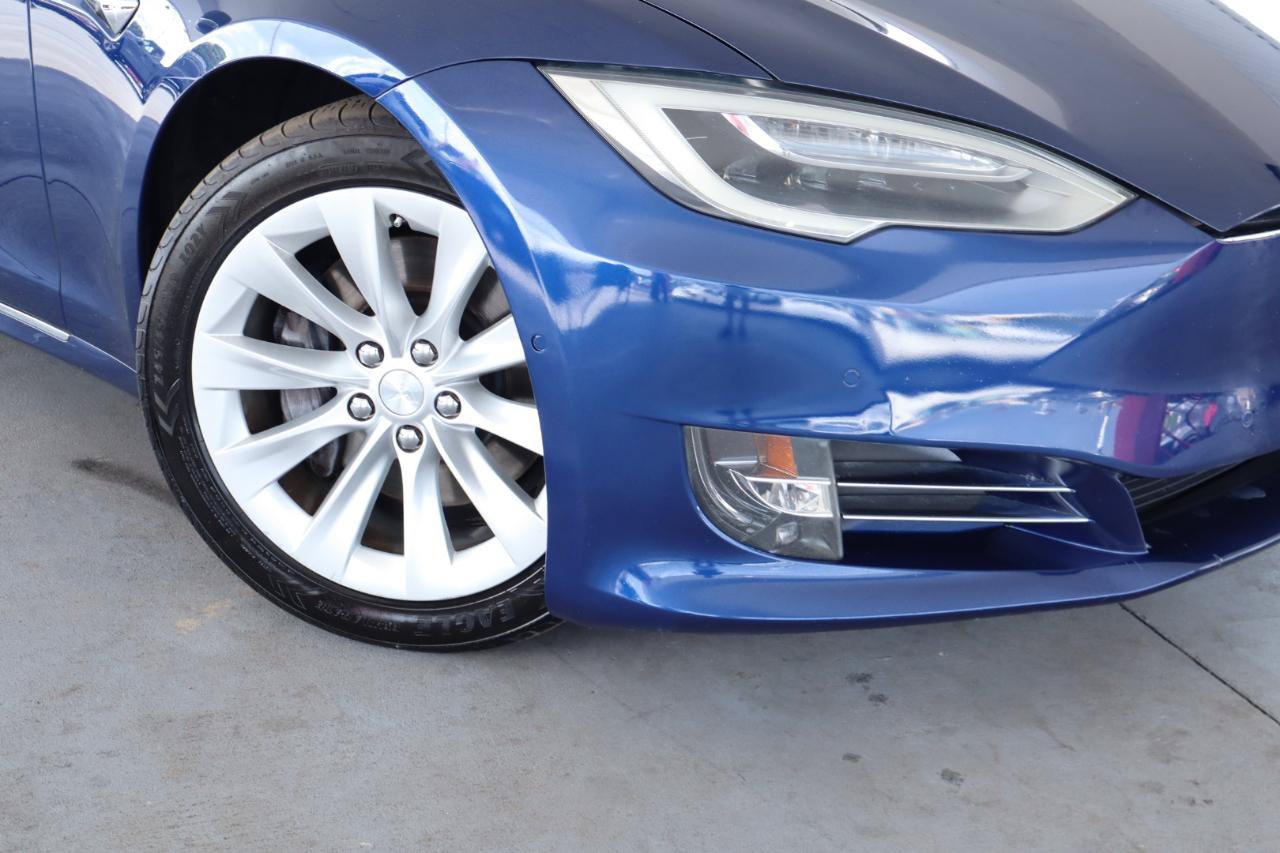 Used 2018 Tesla Model S 100D AWD/4WD image 4