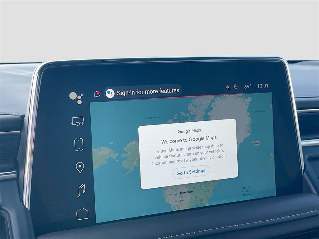 Used 2023 GMC Yukon XL SLT w/ SLT Luxury Package image 17