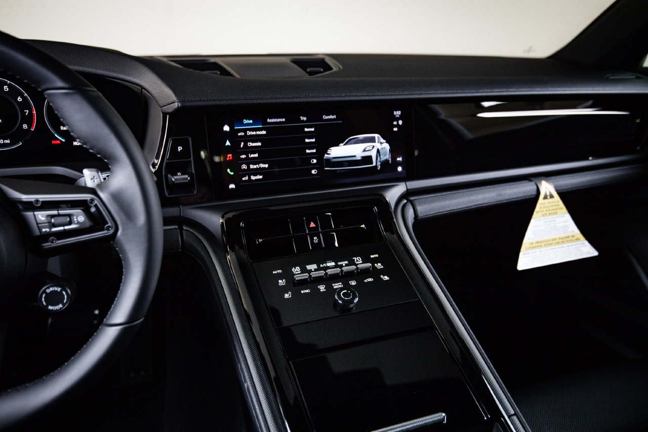 New 2026 Porsche Panamera 4 AWD/4WD image 20