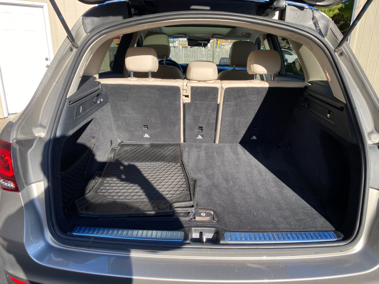 Used 2021 Mercedes-Benz GLC 300 4MATIC image 13
