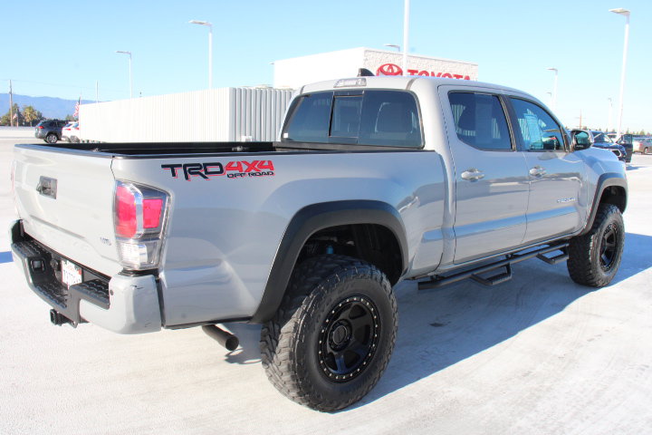 Used 2020 Toyota Tacoma TRD Off-Road image 3