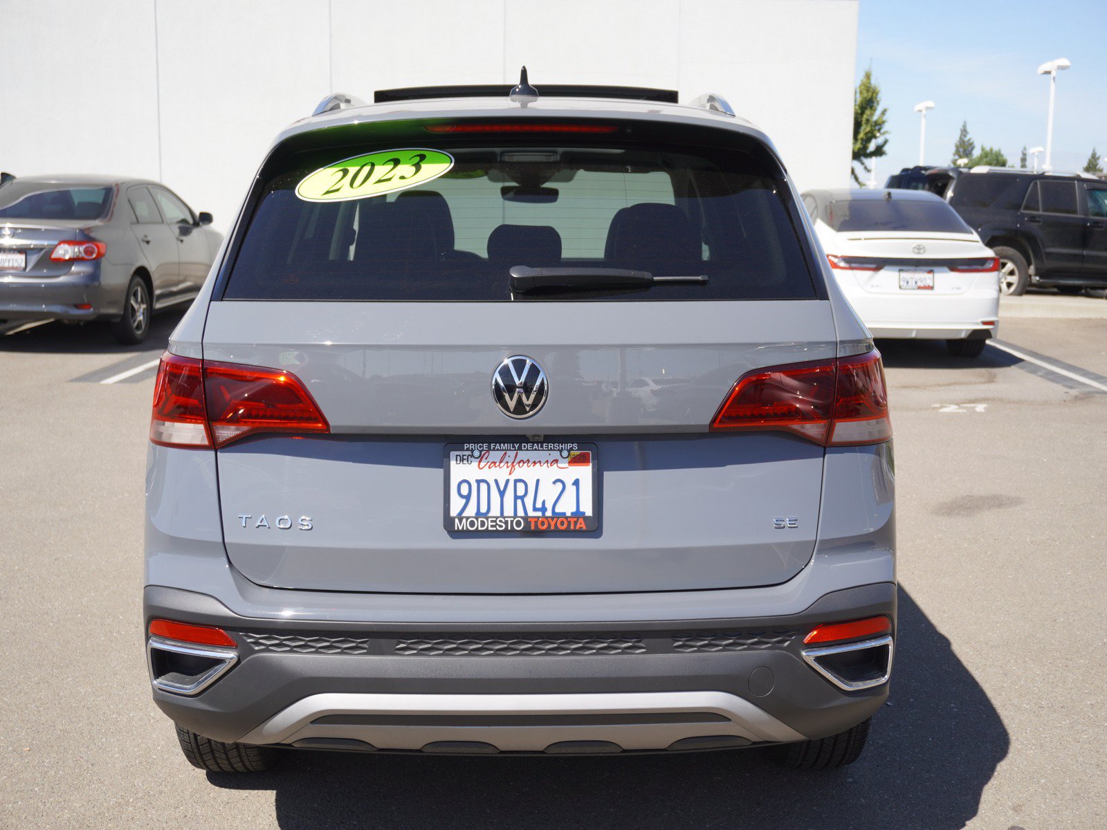 Used 2023 Volkswagen Taos SE FWD image 10