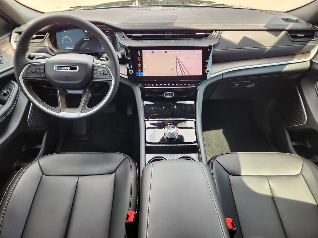 New 2026 Jeep Grand Cherokee Limited RWD image 19