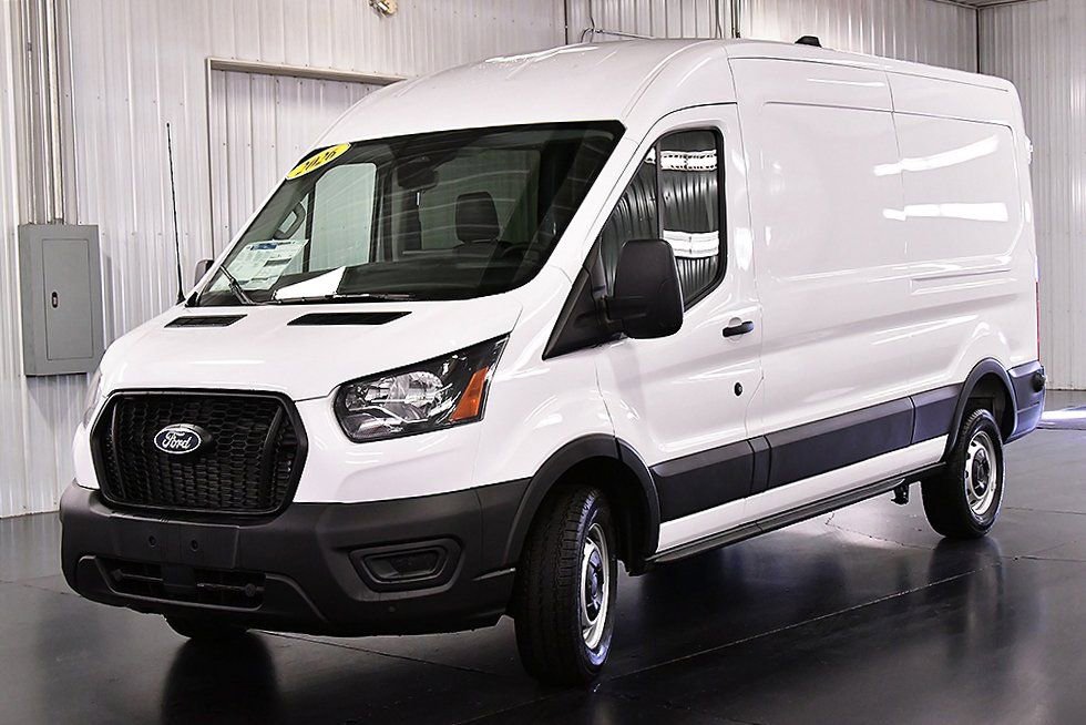 New 2026 Ford Transit 250 148 Medium Roof w/ Load Area Protection Package image 3