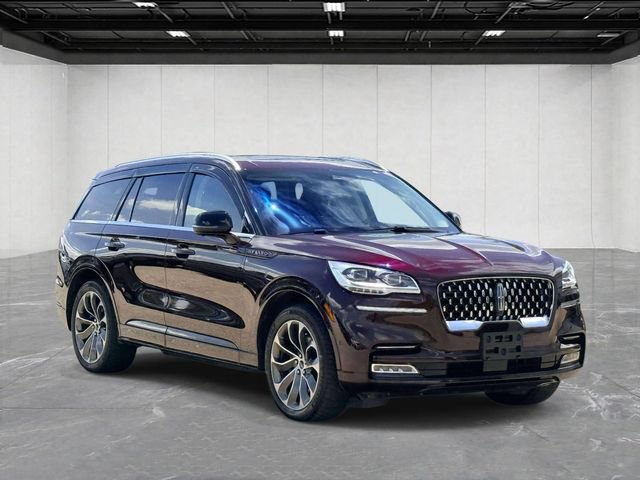Used 2023 Lincoln Aviator Grand Touring w/ Equipment Group 301A AWD/4WD image 3