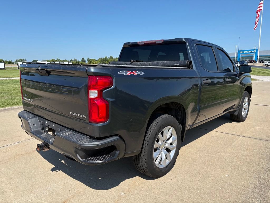 Used 2020 Chevrolet Silverado 1500 Custom w/ Custom Value Package AWD/4WD image 6