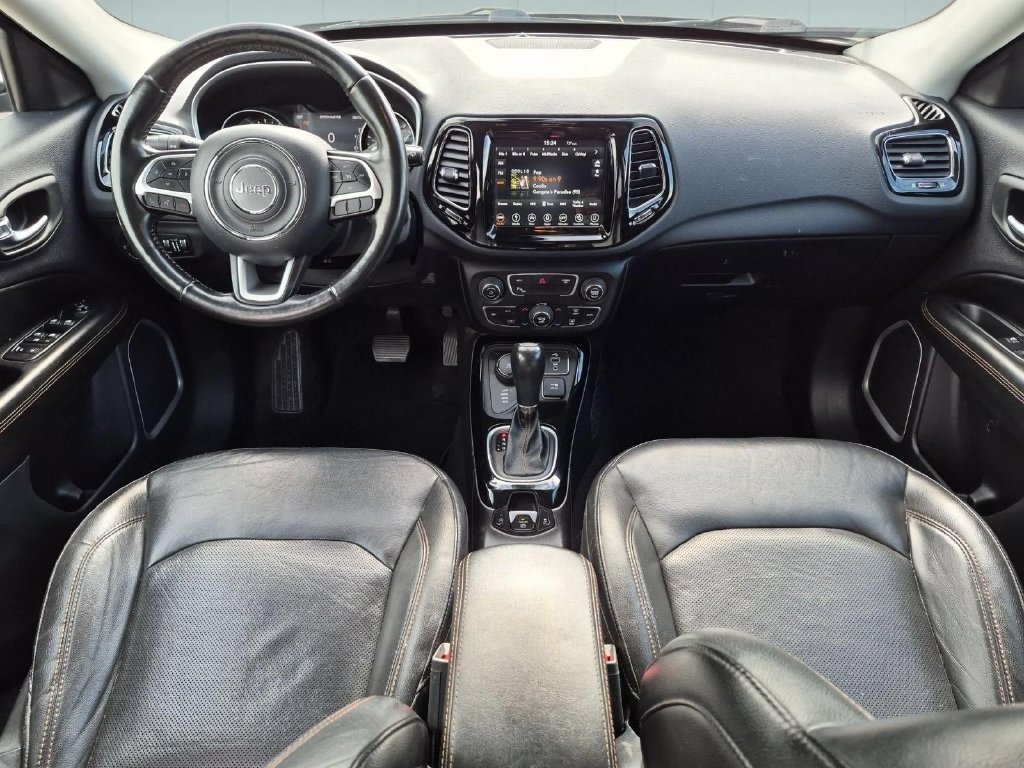 Used 2018 Jeep Compass Limited w/ Navigation Group AWD/4WD image 28