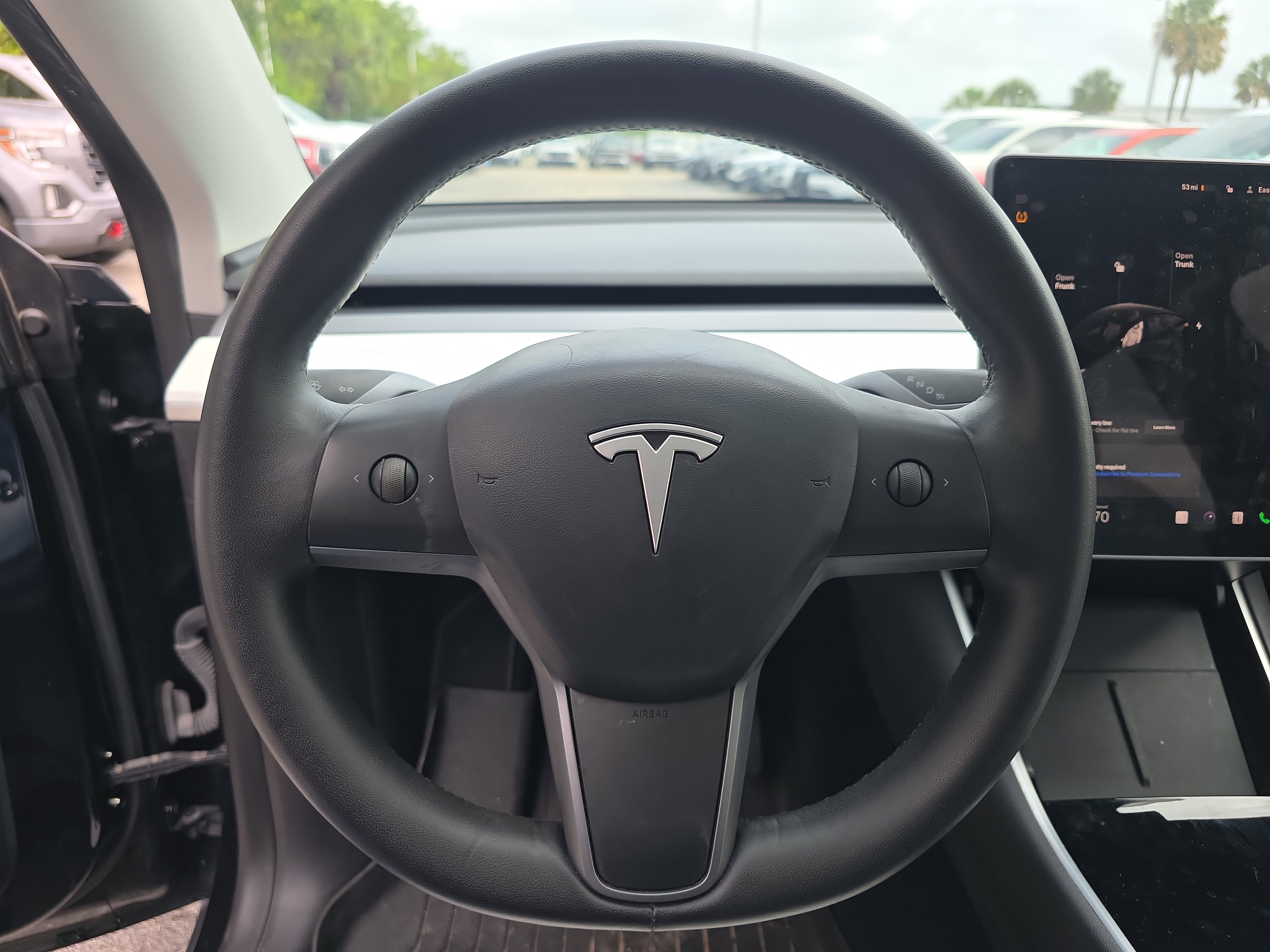 Used 2021 Tesla Model Y Long Range image 30