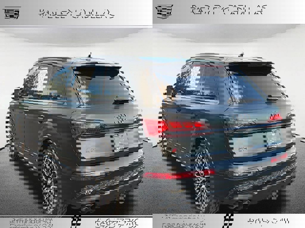 Used 2025 Audi SQ7 Prestige AWD/4WD image 18