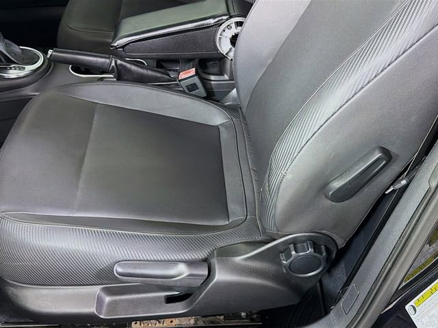 Used 2013 Volkswagen Beetle 2.0T image 18