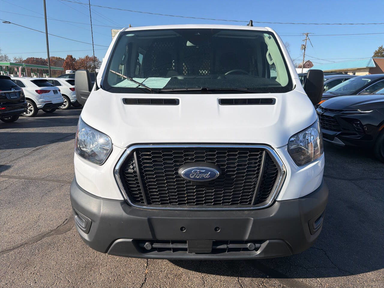 Used 2024 Ford Transit 250 Low Roof w/ Exterior Upgrade Package image 17